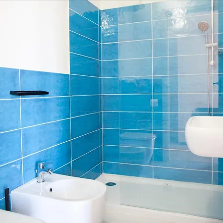 Guest house Solanas - *